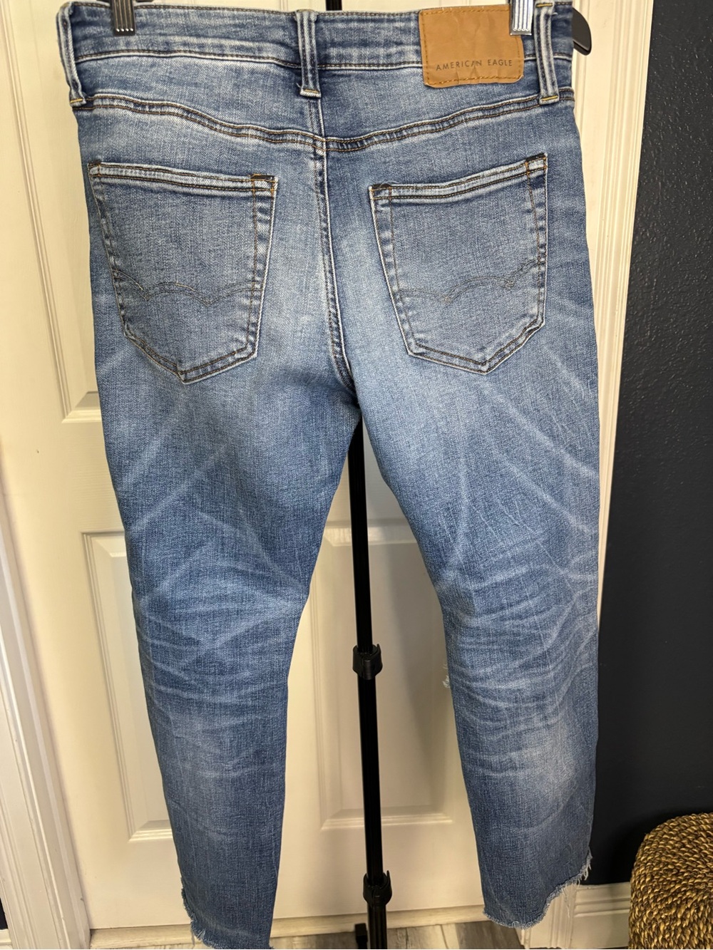 American Eagle Light Blue Denim Jeans - Picture 7 of 8